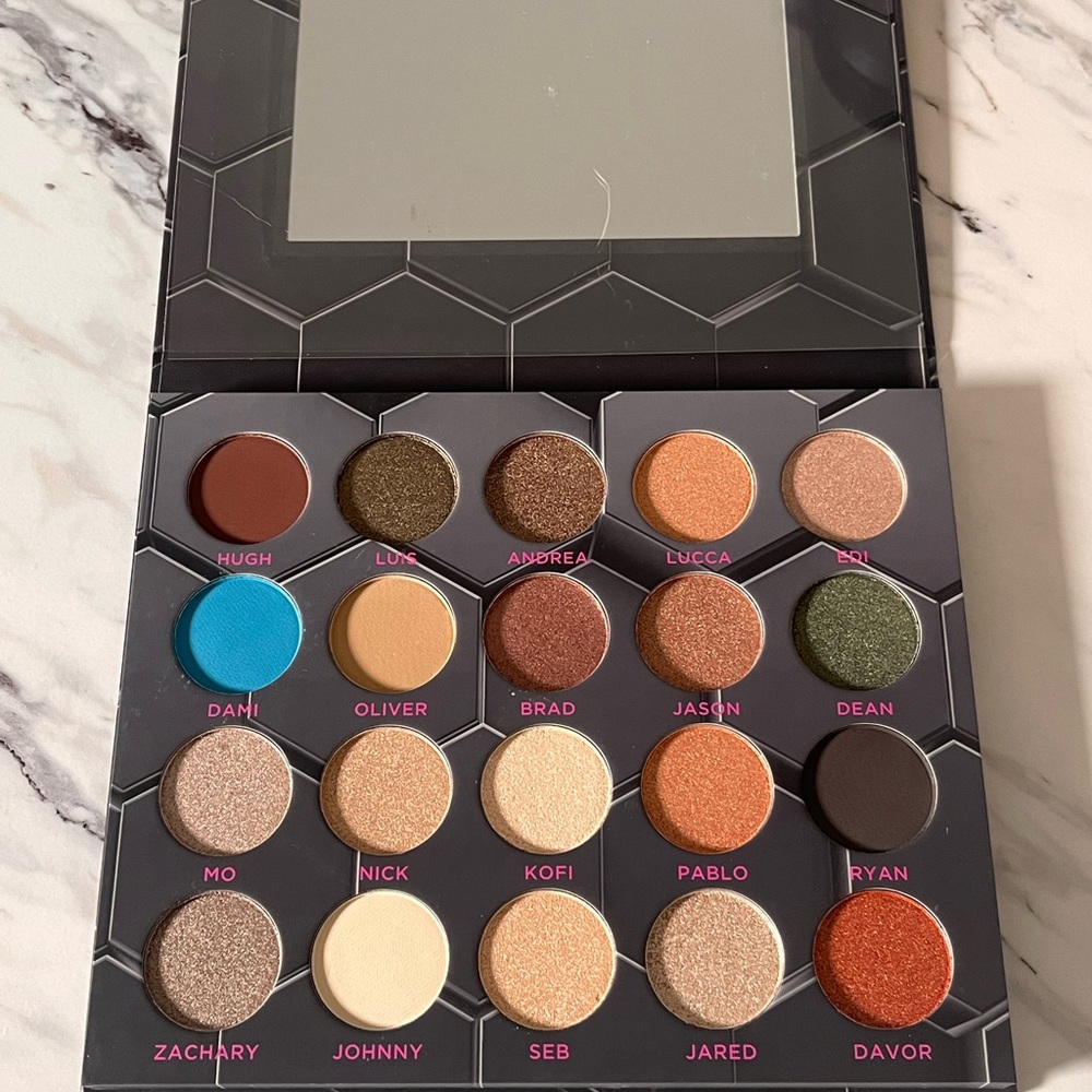 BEEBEAUTY LONDON BARBARELLA EYESHADOW PALETTE